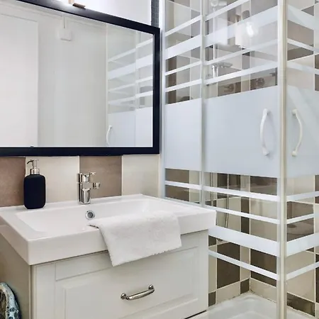 #cm Hypercentre Apartment *